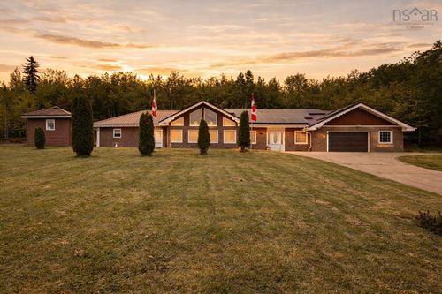 10383 Highway 105, Aberdeen, NS, B0E3M0 | Card Image