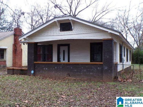 1608 28th Street Ensley, BIRMINGHAM, AL, 35218-2718 | Card Image