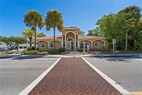 3193 Dixie Hwy, Stuart, FL, 34997-5072 | Card Image