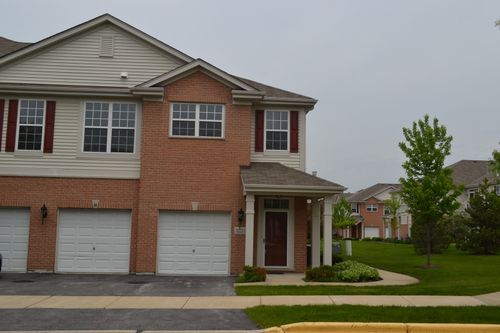 i-10225 Camden Ln, Bridgeview, IL, 60455-5500 | Card Image