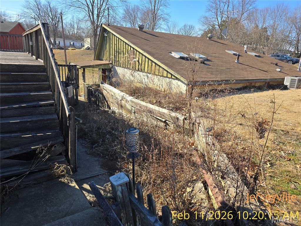 Residential in Jerseyville 4
