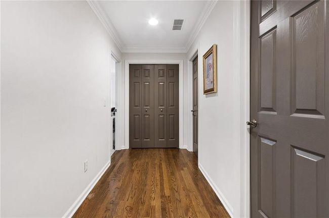 10635 N Edgewater Pl, House other with 5 bedrooms, 6 bathrooms and 5 parking in Johns Creek GA | Image 33