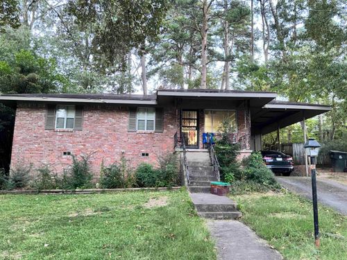 30 Berkshire Dr, Little Rock, AR, 72204-3535 | Card Image
