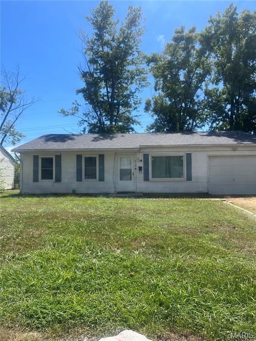 813 Saint Matthew Dr, Cahokia Heights, IL, 62206-1737 | Card Image
