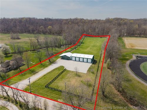 3995 Edwardsville Galena Rd, Georgetown, IN, 47122-8651 | Card Image