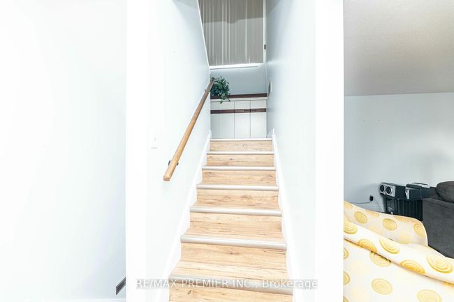 43 - 21a Thistle Down Blvd, Condo with 3 bedrooms, 3 bathrooms and 1 parking in Toronto ON | Image 24