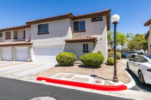 8012 Divine Dr, Las Vegas, NV, 89128-2038 | Card Image