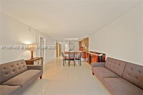 apt-205-3-1710 191st St, Miami, FL, 33179-4203 | Card Image