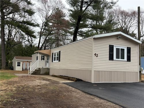 42 Maplewood Dr, Mapleville, RI, 02839-1175 | Card Image