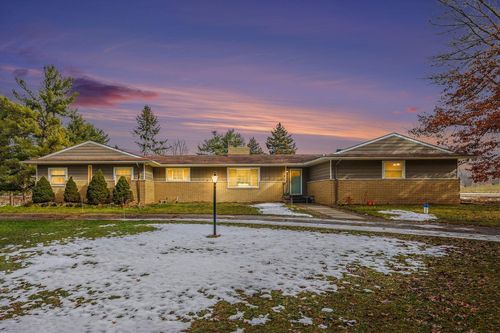 1575 Kellogg Rd, Brighton, MI, 48114-8771 | Card Image