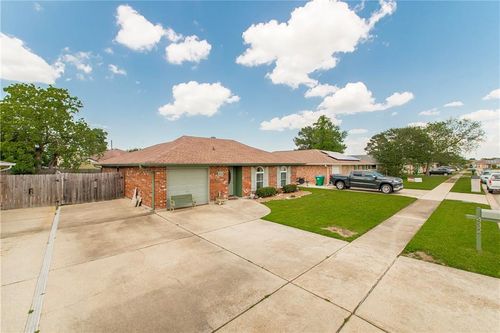 432 Bertolino Dr, Kenner, LA, 70065-2535 | Card Image