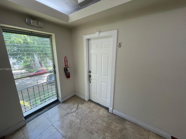 APT-8 - 223 Calabria Ave, Condo with 1 bedrooms, 1 bathrooms and null parking in Coral Gables FL | Image 13