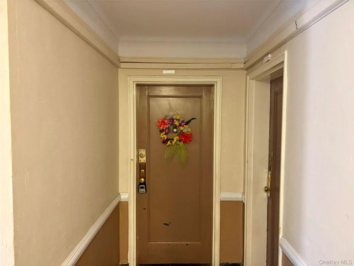 apt-410-14018 Burden Cres, Jamaica, NY, 11435-2320 | Card Image