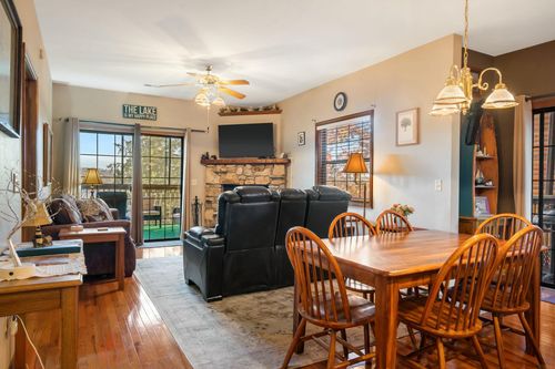 8-24 Village Trl, Branson, MO, 65616 | Card Image