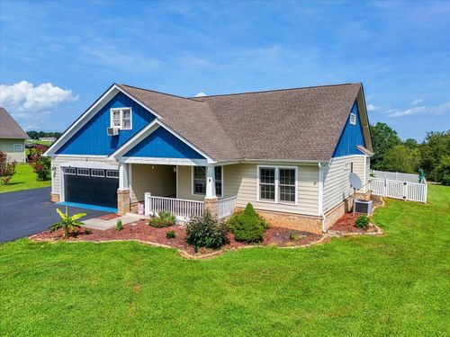 540 Nursery Rd, Boones Mill, VA, 24065-4189 | Card Image