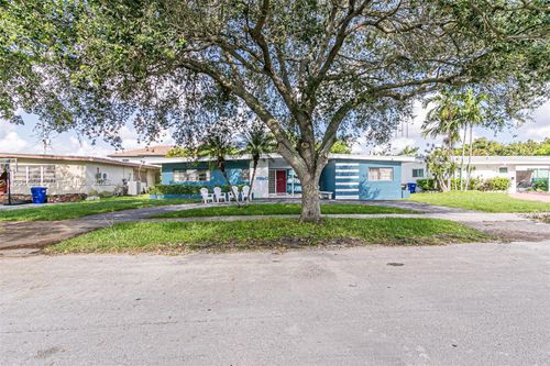 17860 Ne 9th Pl, North Miami Beach, FL, 33162-1117 | Card Image