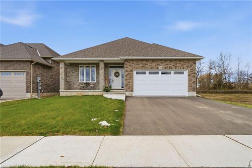 58 Vanrooy Trail, Waterford, ON, N0E1Y0 | Card Image