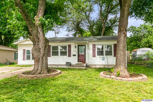 7348 S 71st Ave, La Vista, NE, 68128-2072 | Card Image