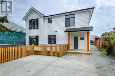 A - 384 12 Th St, Home with 2 bedrooms, 2 bathrooms and 2 parking in Courtenay BC | Image 2