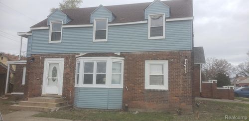 8710 W Davison, Detroit, MI, 48238-3002 | Card Image