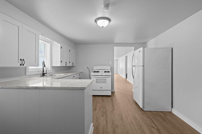 655 N 2 Nd St, House other with 3 bedrooms, 1 bathrooms and null parking in Silsbee TX | Image 7