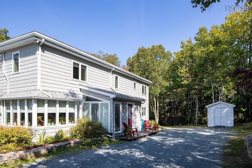 20 Bremner Dr, Hacketts Cove, NS, B3Z3L3 | Card Image