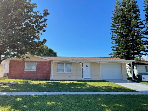 5814 1st Ave, NEW PORT RICHEY, FL, 34652-4702 | Card Image