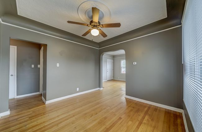 27 Milton Ave, Home with 2 bedrooms, 1 bathrooms and null parking in Hazel Park MI | Image 11