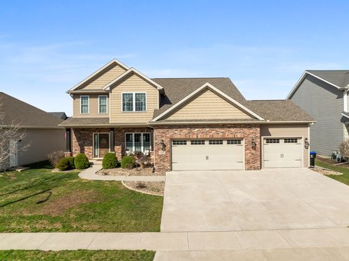1520 Stoneroller Cir, Bloomington, IL, 61705-5322 | Card Image
