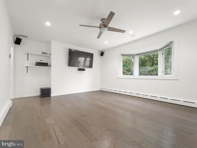 84 S Valley Rd, House other with 3 bedrooms, 2 bathrooms and null parking in Lincoln Park NJ | Image 7