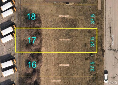 3425 Fox Valley Ln, Belleville, IL, 62220-3492 | Card Image