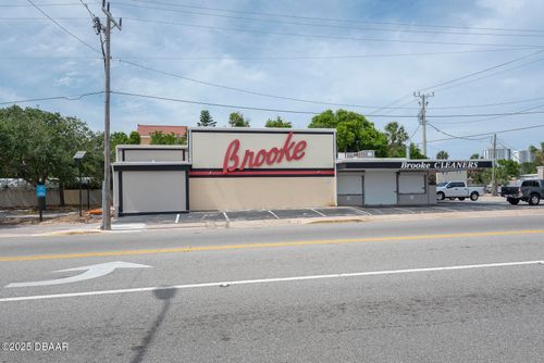 133 Main St, Daytona Beach, FL, 32118-4431 | Card Image