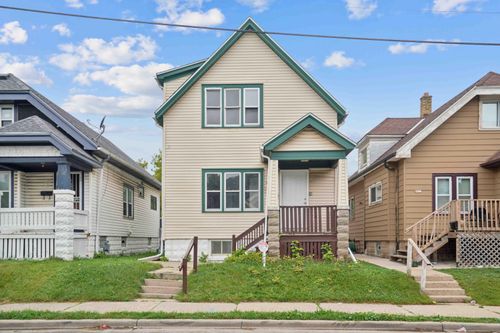 4059 N 7th St, Milwaukee, WI, 53209-7041 | Card Image