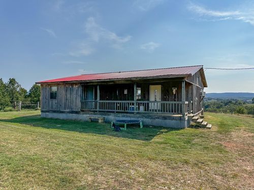 1807 Round Mountain Rd, Marshall, AR, 72650-8027 | Card Image