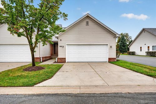 24777 Ashley Ct, Redford, MI, 48239-2623 | Card Image