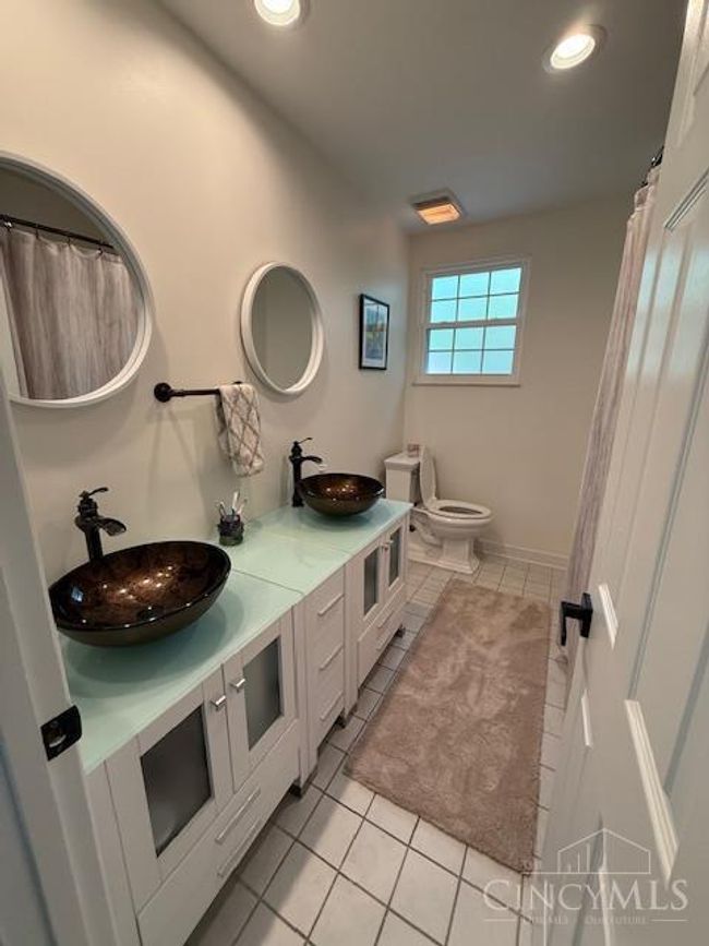 5620 Windridge Vw, Condo with 4 bedrooms, 4 bathrooms and null parking in Columbia Twp OH | Image 34