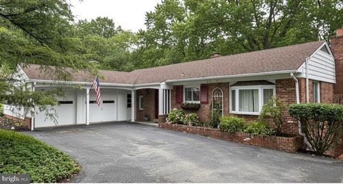 241 Orchard Rd, PAOLI, PA, 19301-1115 | Card Image
