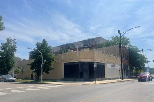 4811 N Elston Ave, Chicago, IL, 60630-2520 | Card Image
