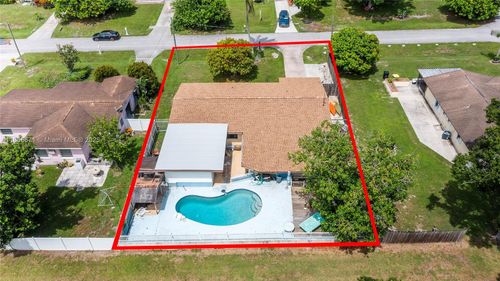 2404 Kelly Ct, Fort Pierce, FL, 34982-5741 | Card Image