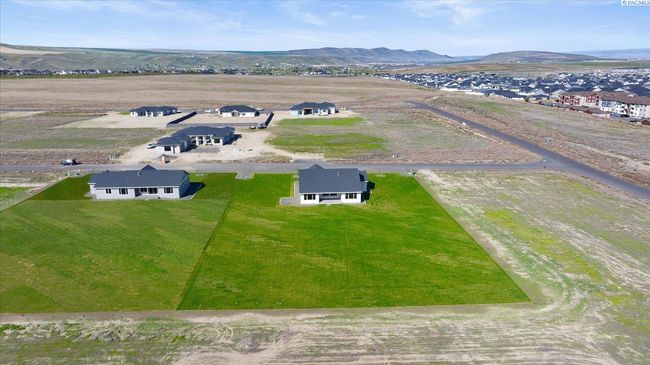 7207 Ambrosia St, Home with 4 bedrooms, 3 bathrooms and null parking in Kennewick WA | Image 41