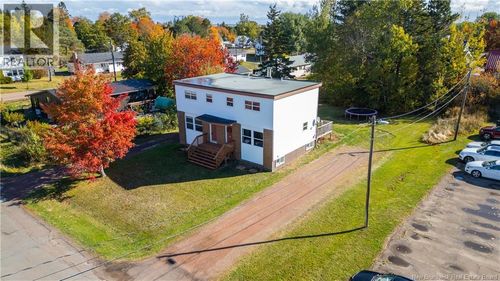 {{alt}} | Card Image