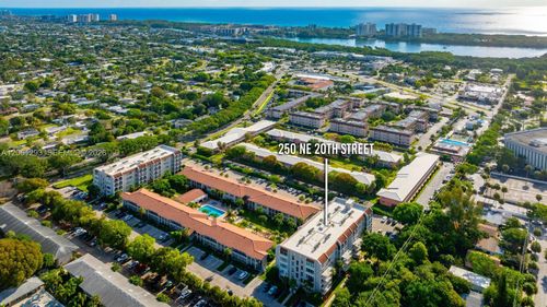 2110-250 Ne 20th St, Boca Raton, FL, 33431-8055 | Card Image
