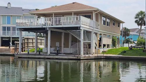 16528 Tortuga Way, Jamaica Beach, TX, 77554 | Card Image