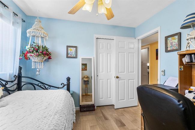 10448 Hetrick Cir W, House other with 3 bedrooms, 2 bathrooms and null parking in Largo FL | Image 20