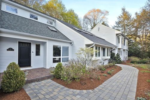 1 Croftdale Rd, Newton, MA, 02464 | Card Image