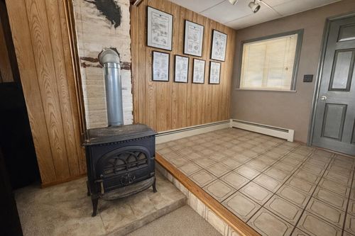 189 Denmark Street, Berlin, NH, 03570 | Card Image