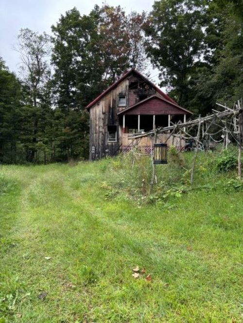 6 Mill St, Marlow, NH, 03456-6020 | Card Image