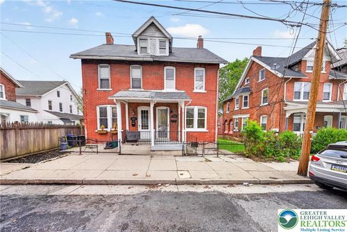 715 Itaska St, BETHLEHEM, PA, 18015-2740 | Card Image