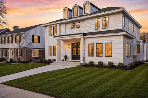 4840 N Larkin Street, Whitefish Bay, WI, 53217 | Card Image