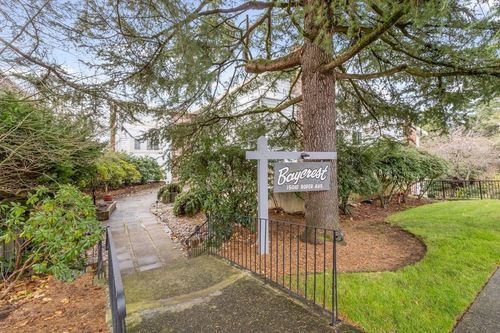 302-15010 Roper Ave, White Rock, BC, V4B5A9 | Card Image